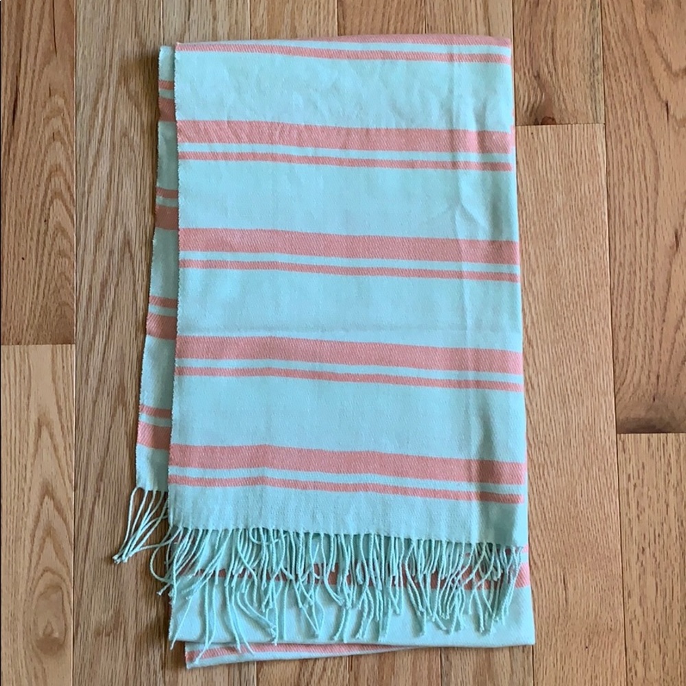 Super soft GAP Scarf
